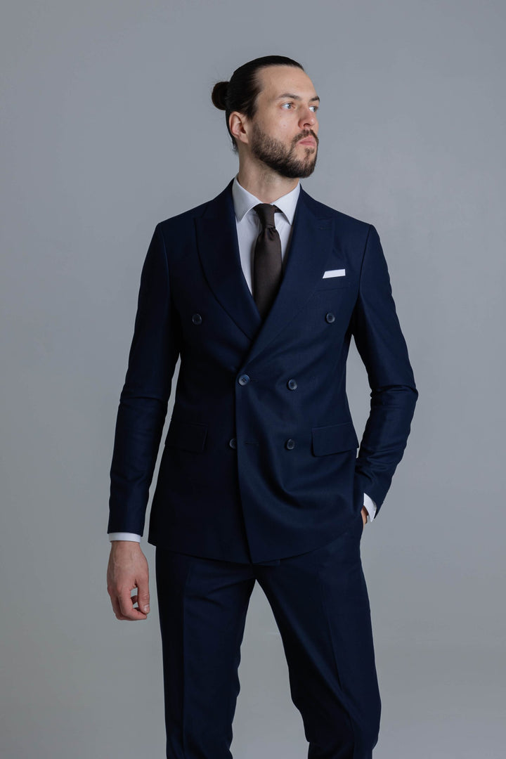 Two-piece blue suit with double-breasted jacket