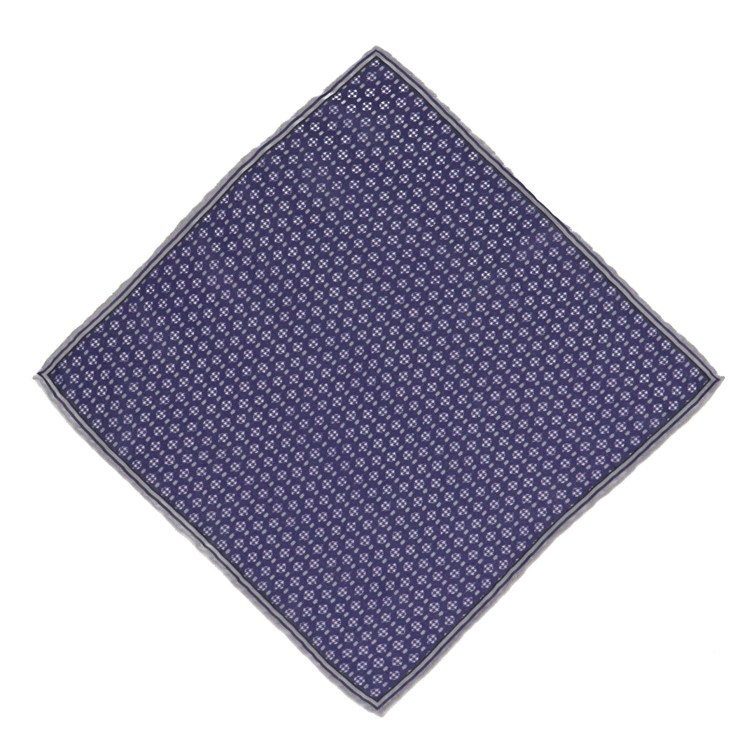 Violet napkin with pattern