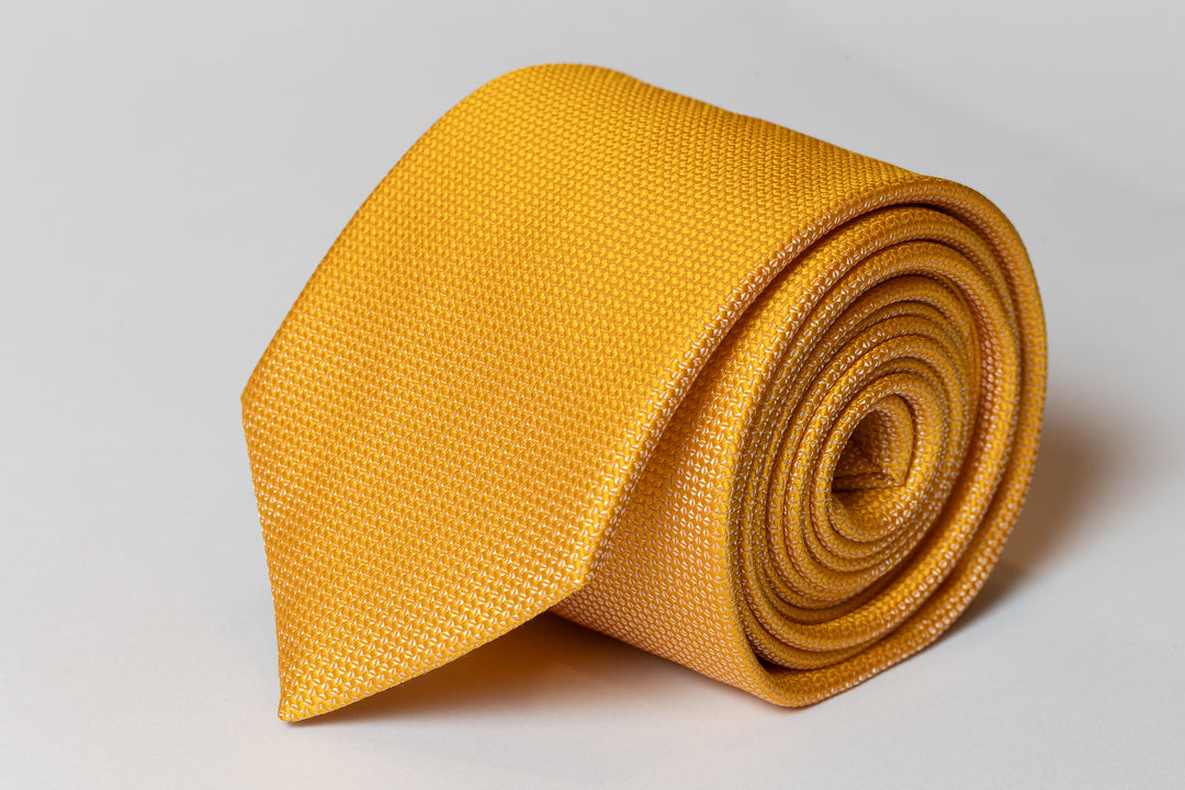 Geltonas kaklaraištis