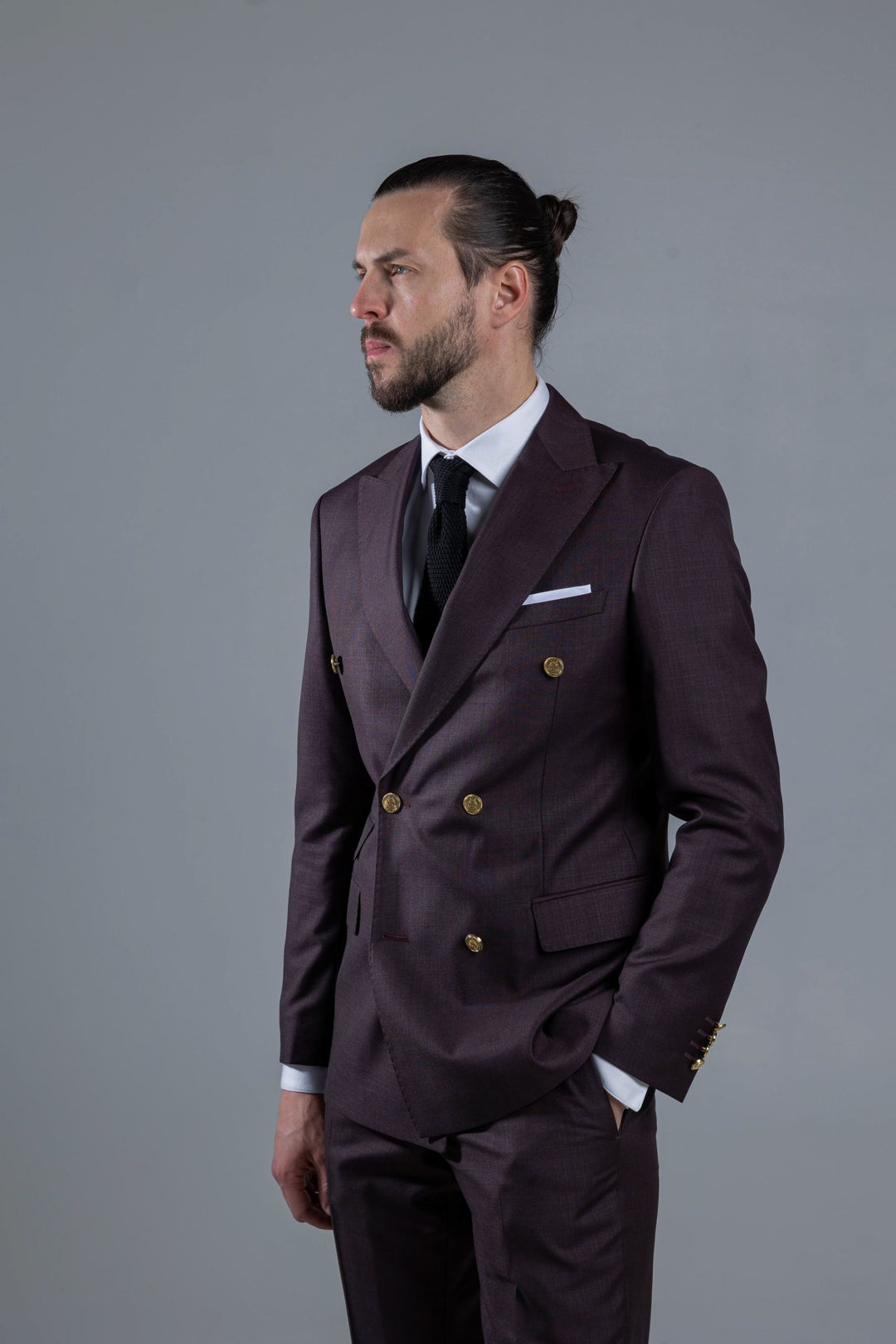 Two-piece burgundy suit with double-breasted jacket