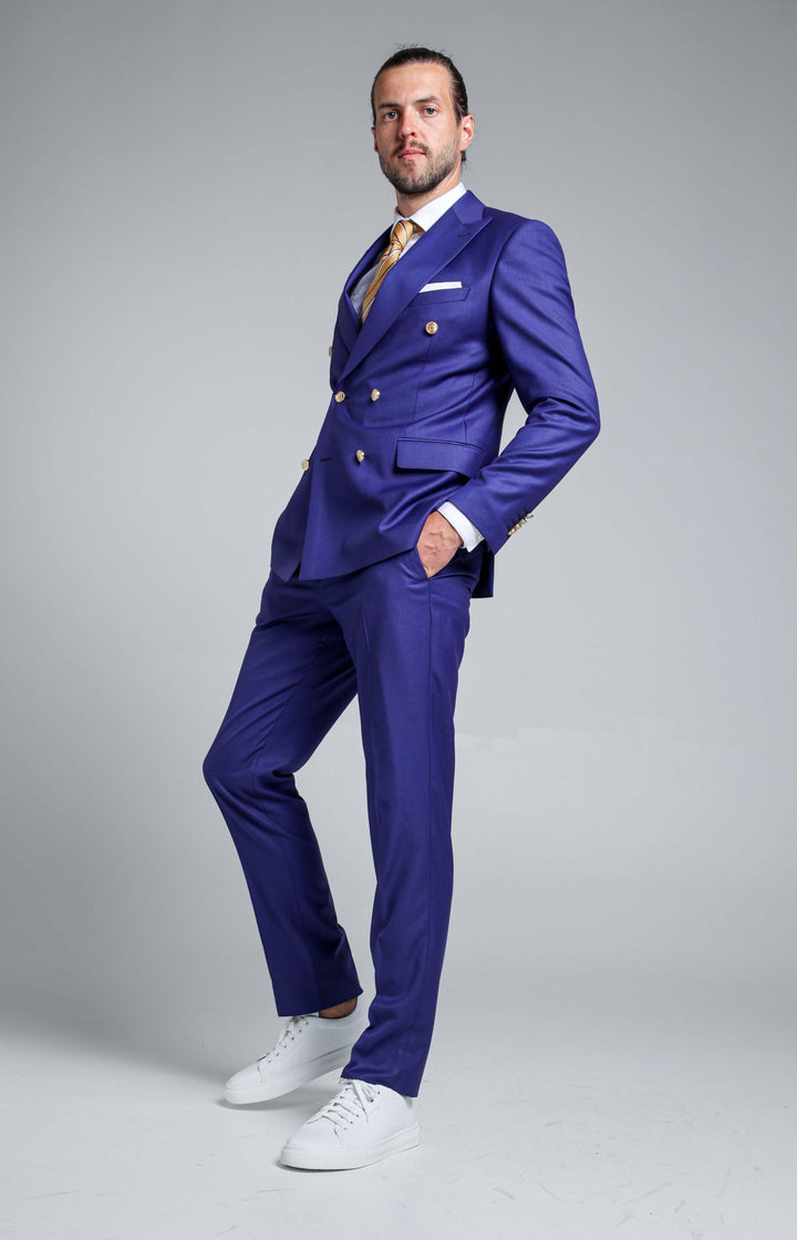 Purple two-piece suit with double-breasted jacket